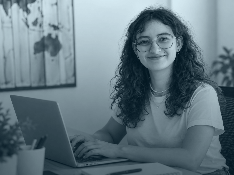julie-Developpeuse-digitale-fullstack-depanner-mon-site