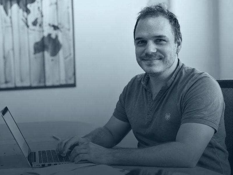 vincent-seguin-technicien-expert-senior-plateforme-depanner-mon-site